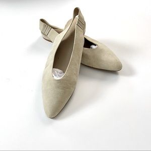 Everlane’s V Slingback Flats Leather Light Taupe Suede 9.5